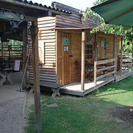 Hétvégi ház Ranch 79 *