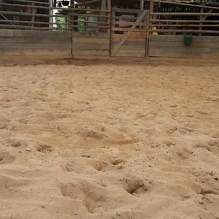 Landhuis Ranch 79 *